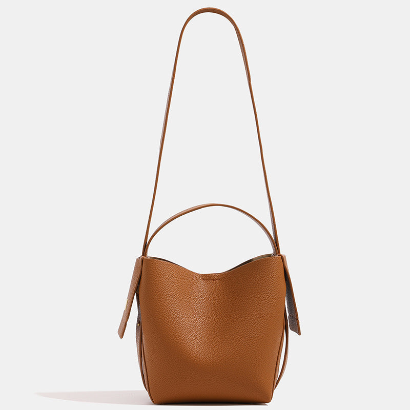 THE CRESCENT CARRYALL