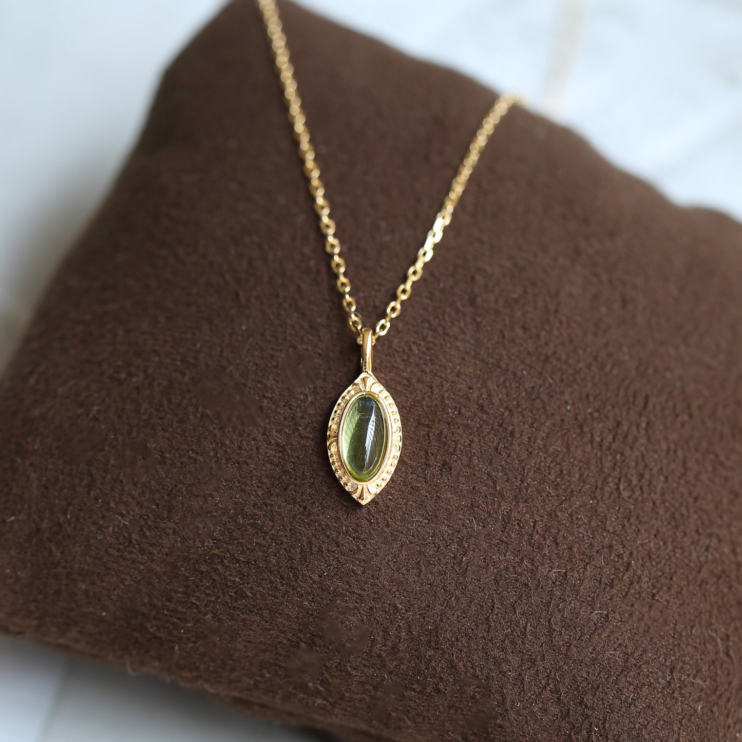 NATURAL OLIVINE NECKLACE