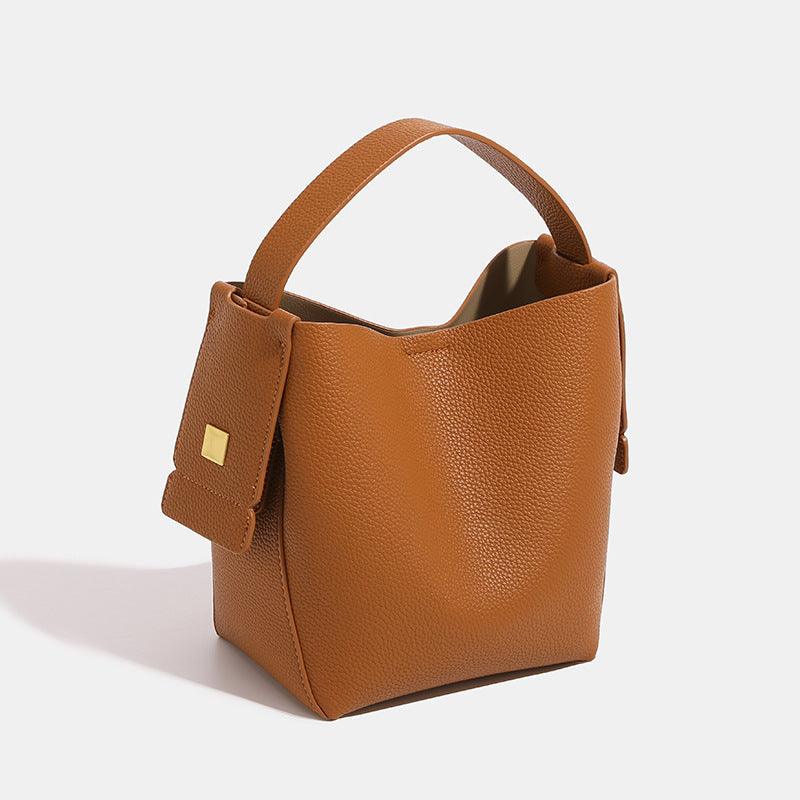 THE CRESCENT CARRYALL