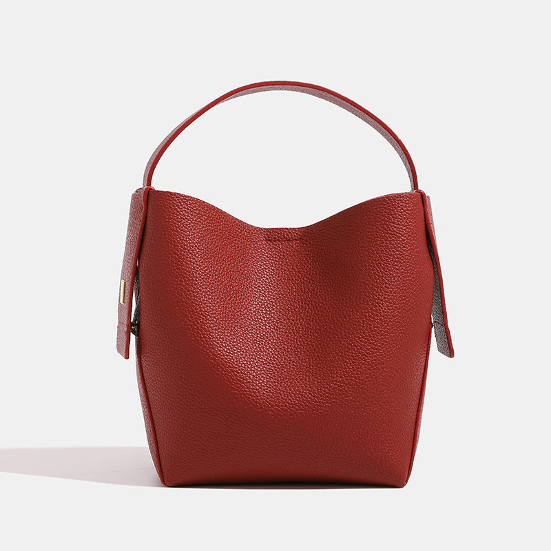 THE CRESCENT CARRYALL